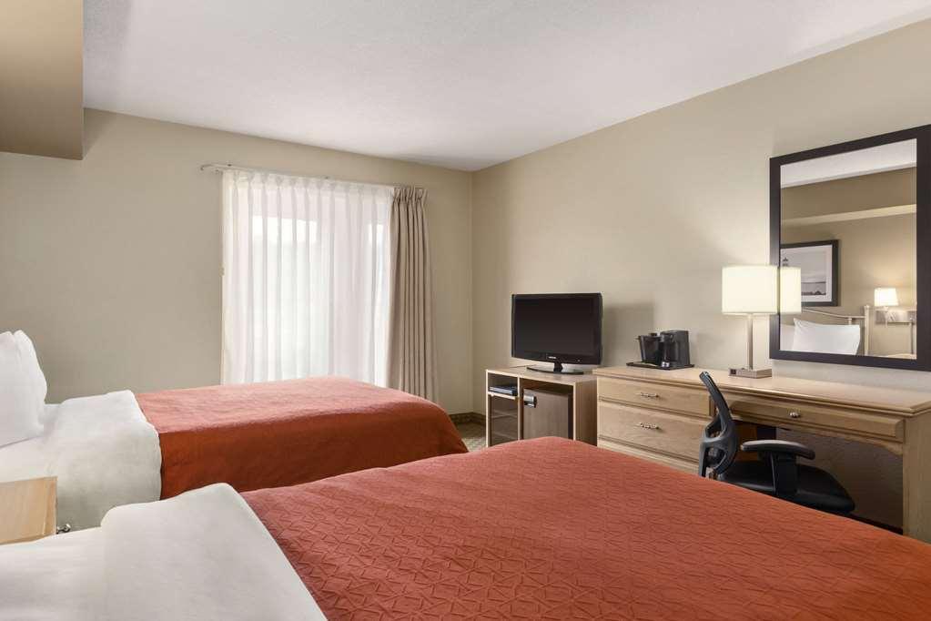 Travelodge Suites By Wyndham Saint John Pokoj fotografie