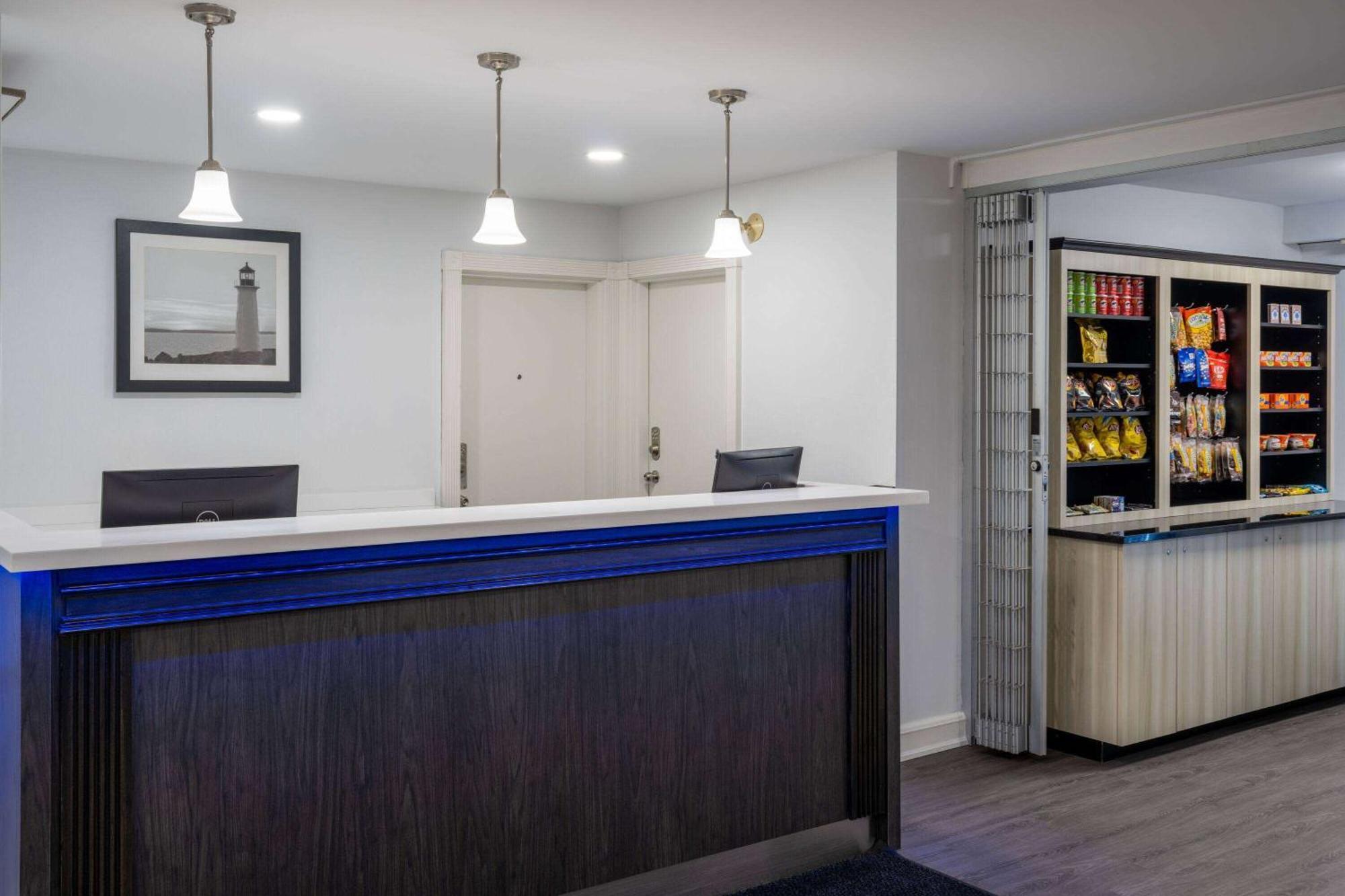 Travelodge Suites By Wyndham Saint John Exteriér fotografie